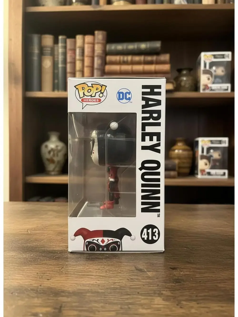 Funko Pop! DC Super Heroes Harley Quinn #413 Vinyl Figure - Picture 2 of 4